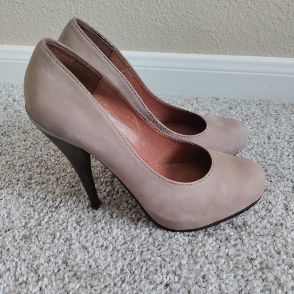 Steve Madden “Triggerr” Brown Suede Heels Size 6 - Picture 2 of 9
